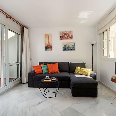 Happy Puerto Marina Apartment Benalmadena Bagian luar foto