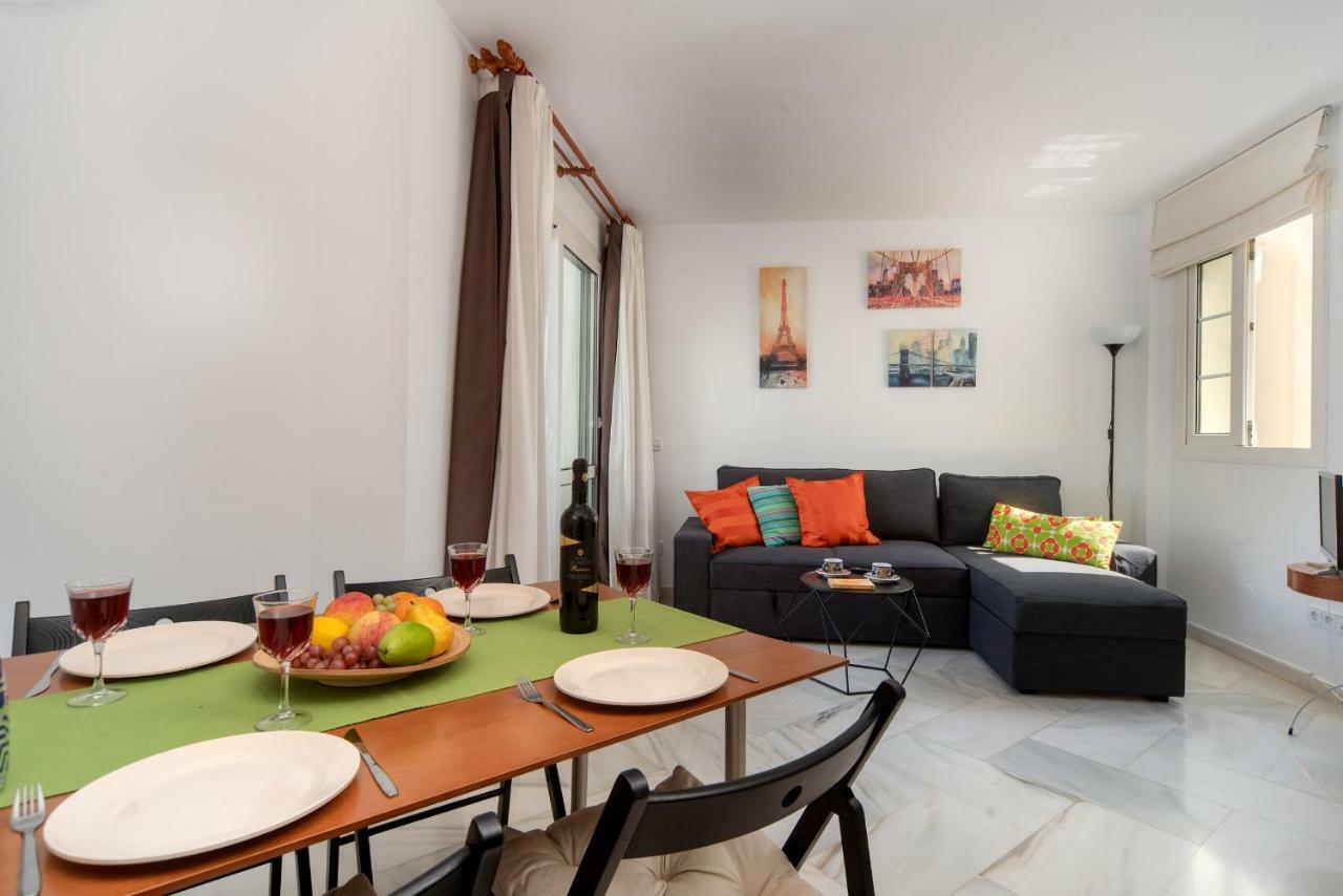 Happy Puerto Marina Apartment Benalmadena Bagian luar foto