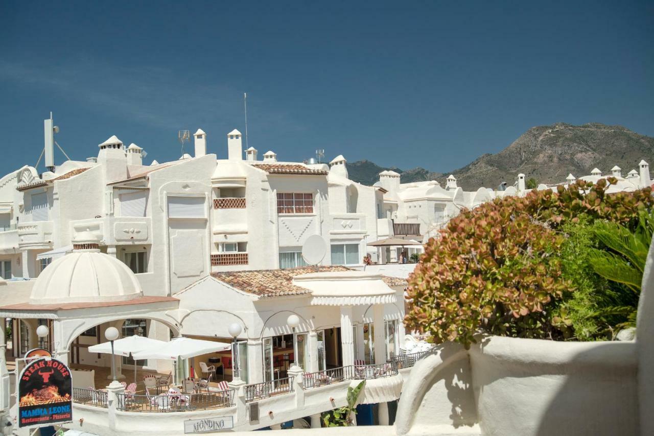 Happy Puerto Marina Apartment Benalmadena Bagian luar foto